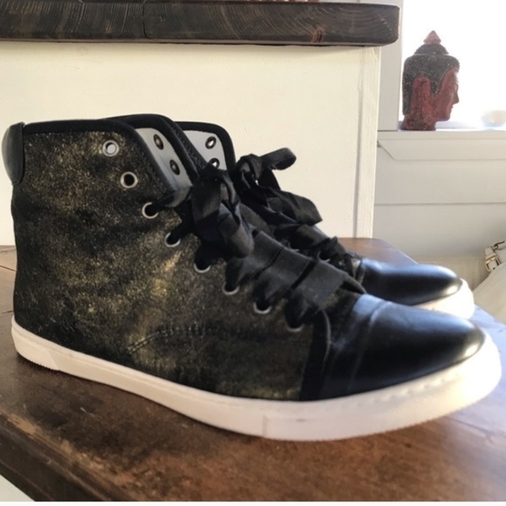 Lanvin Sneakers black with gold shimmer size 8
